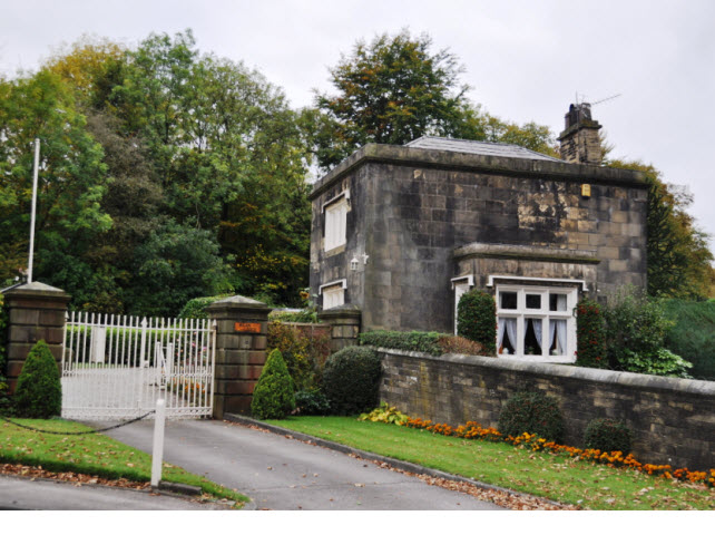 Gate Piers to Wigan Lodge